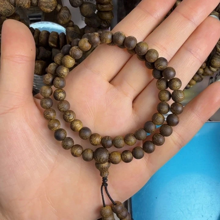 如***期沉香碎屑沉香莺歌绿奇楠06圆珠双圈6.7克