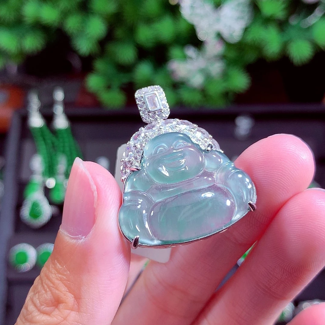 颈饰未镶嵌翡翠天然