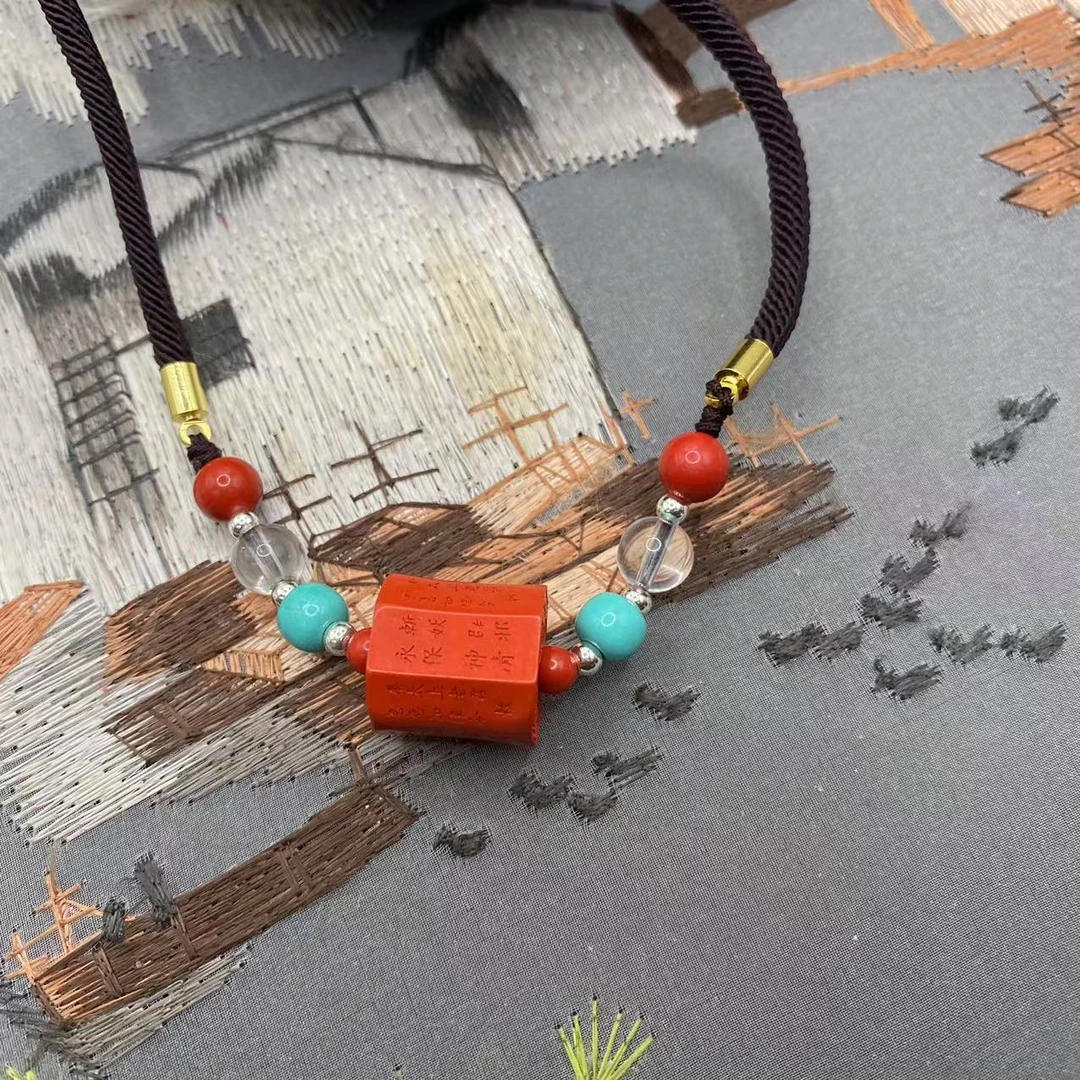 含辰砂工艺品高含量朱砂红砂设计款花钱锁骨吊坠