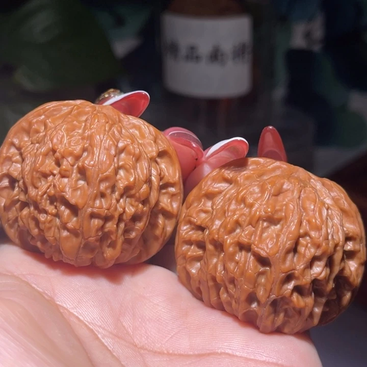 文玩核桃吊坠          43磨48.2克