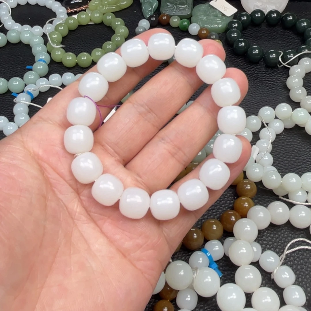 和田玉未镶嵌手链