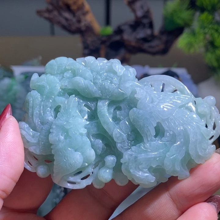 【闪购商品】翡翠未镶嵌颈饰凤凰