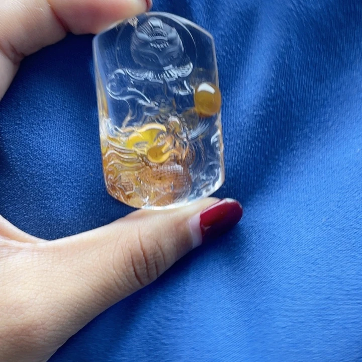 用***4吊坠(赠链)未镶嵌水晶