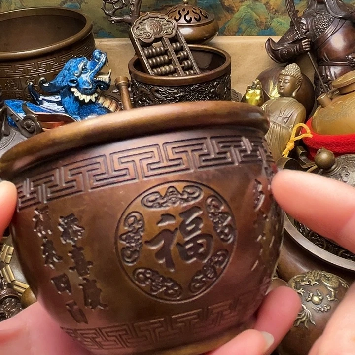 精美铜器批发档口