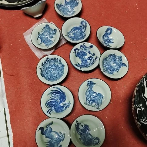 瓷片瓷器，五厂，各种摆件，瓷片！