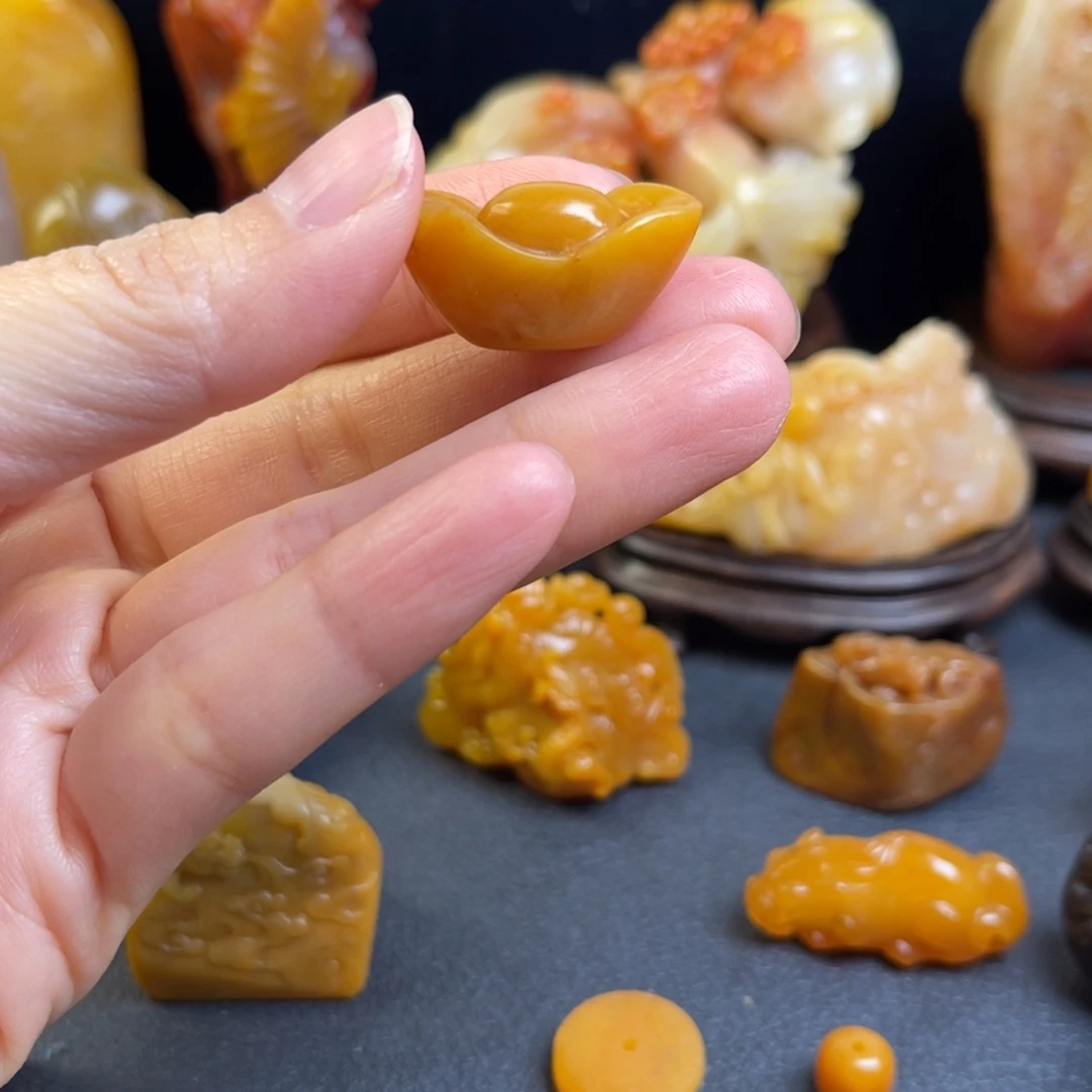 【闪购商品】田黄石张**忌111111111111