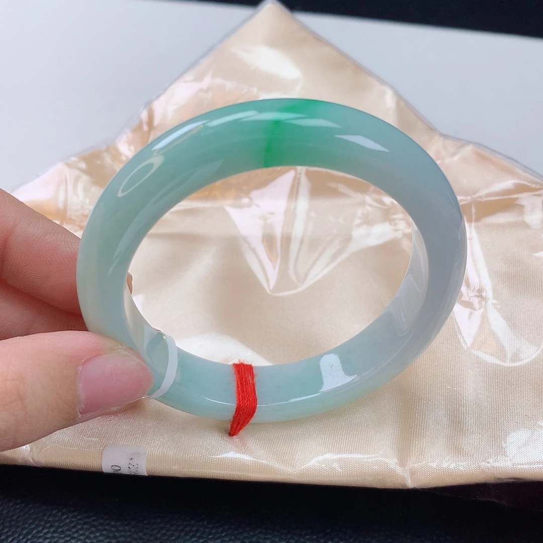 翡翠手镯未镶嵌翡翠6132