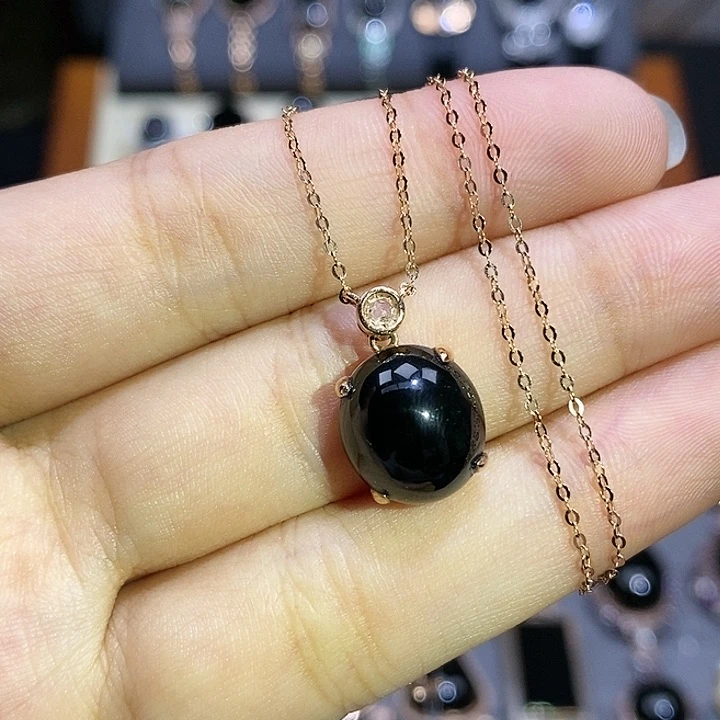 套链18K金镶嵌翡翠蛋面