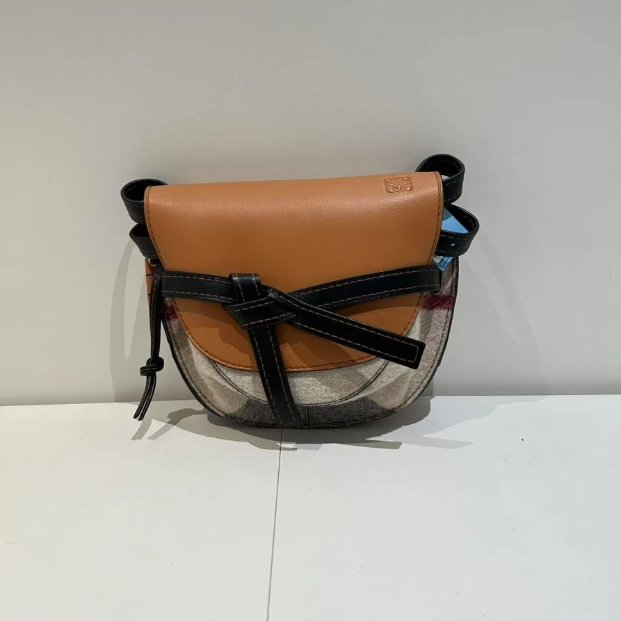 95新 LOEWE/罗意威 马鞍包  1182 8883