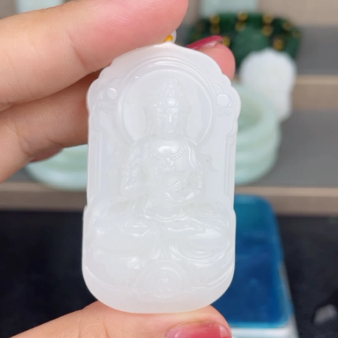 【闪购商品】颈饰未镶嵌和田玉刘*宾