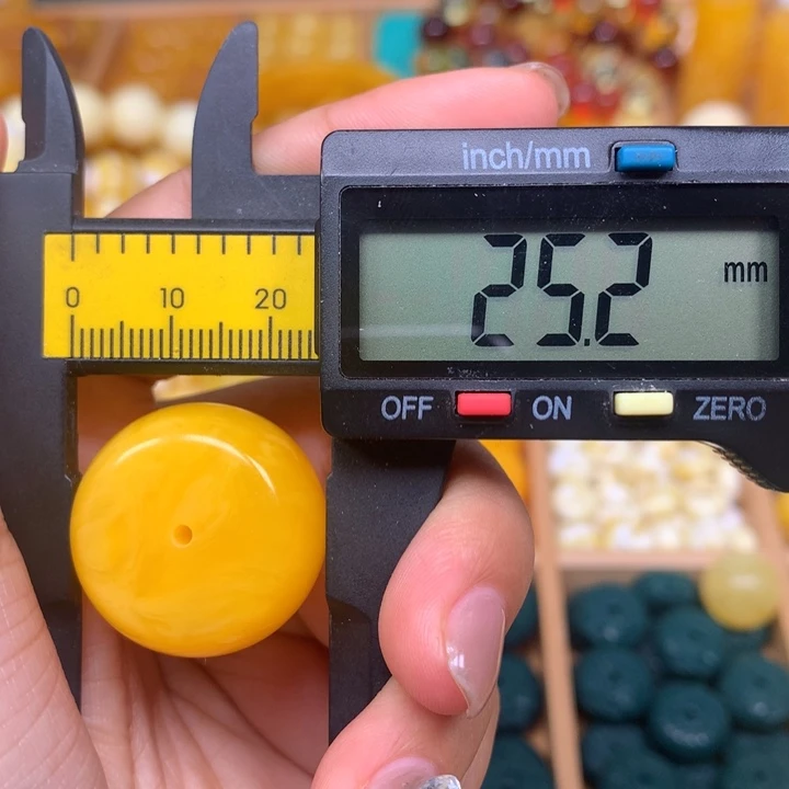 非金属仿琥珀配饰048