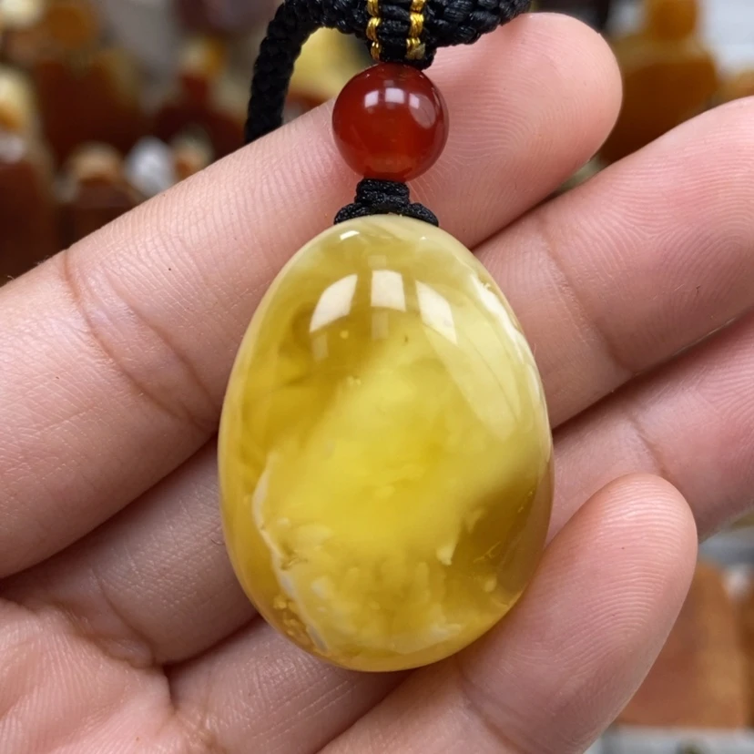 【闪购商品】琥珀颈饰未镶嵌
