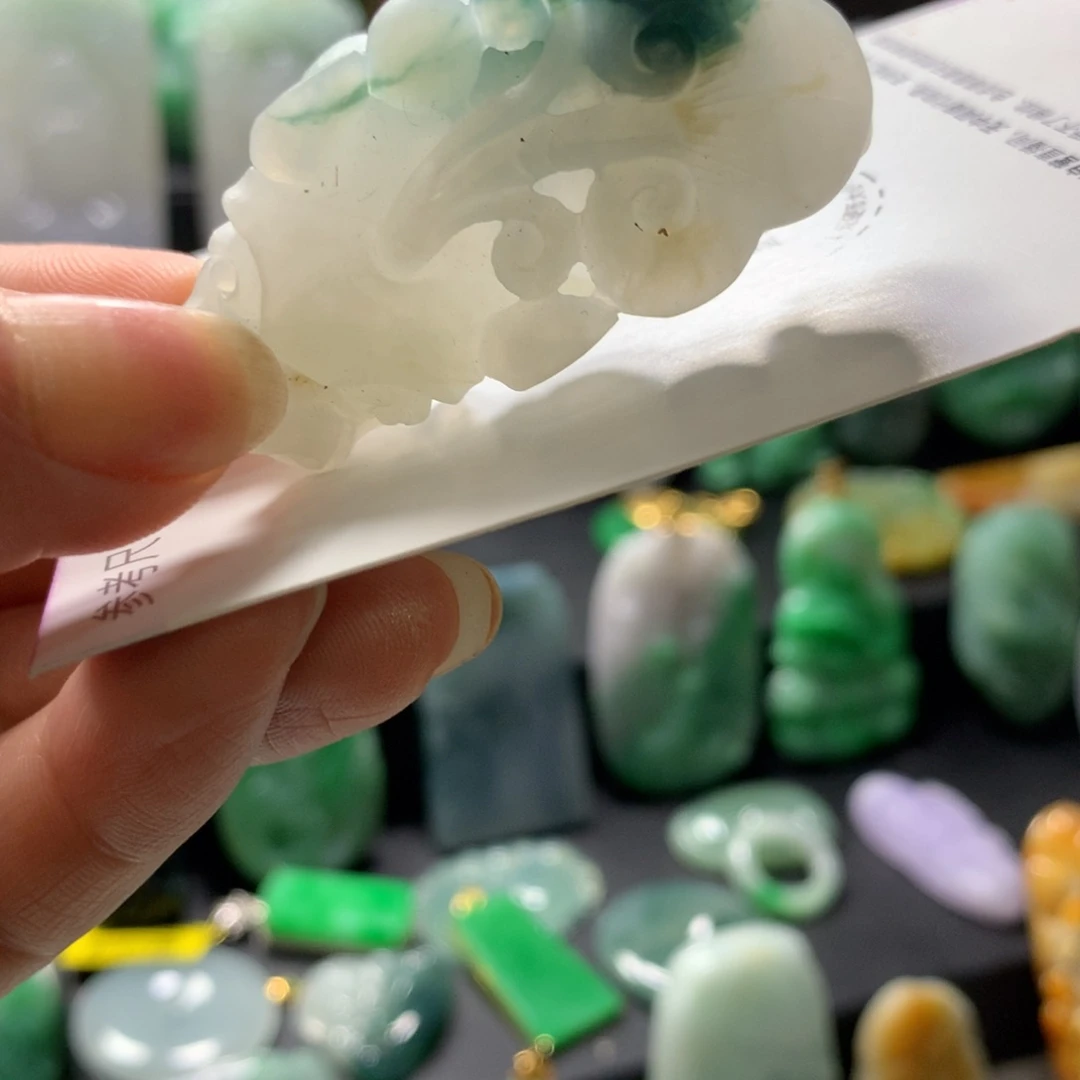 定制翡翠未镶嵌翡翠