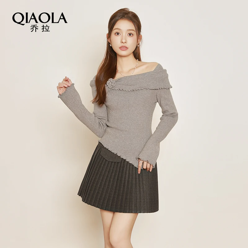 QIAOLA/乔拉【一轮心动】秋季包芯纱一字领百褶喇叭裤时尚套装