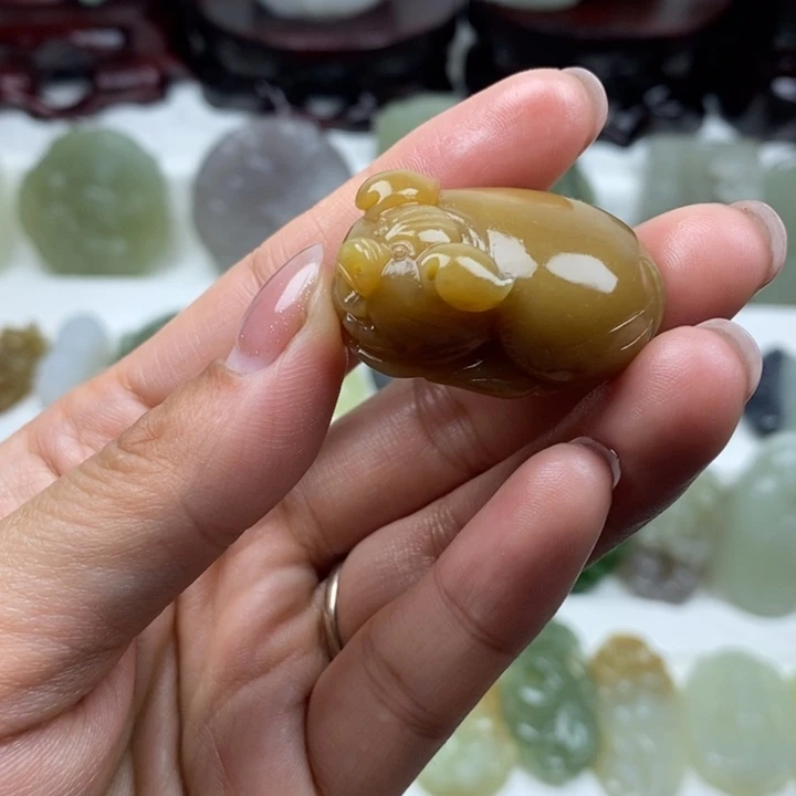 和田玉（糖玉）未镶嵌颈饰91