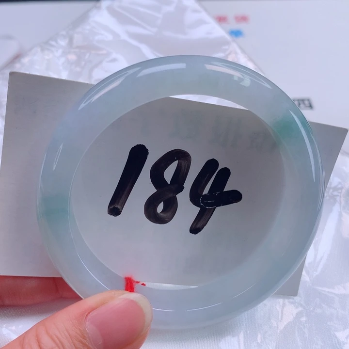 翡翠手镯未镶嵌正