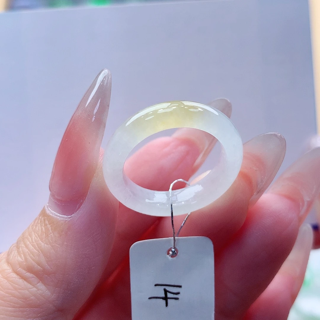翡翠未镶嵌戒指缅甸A货