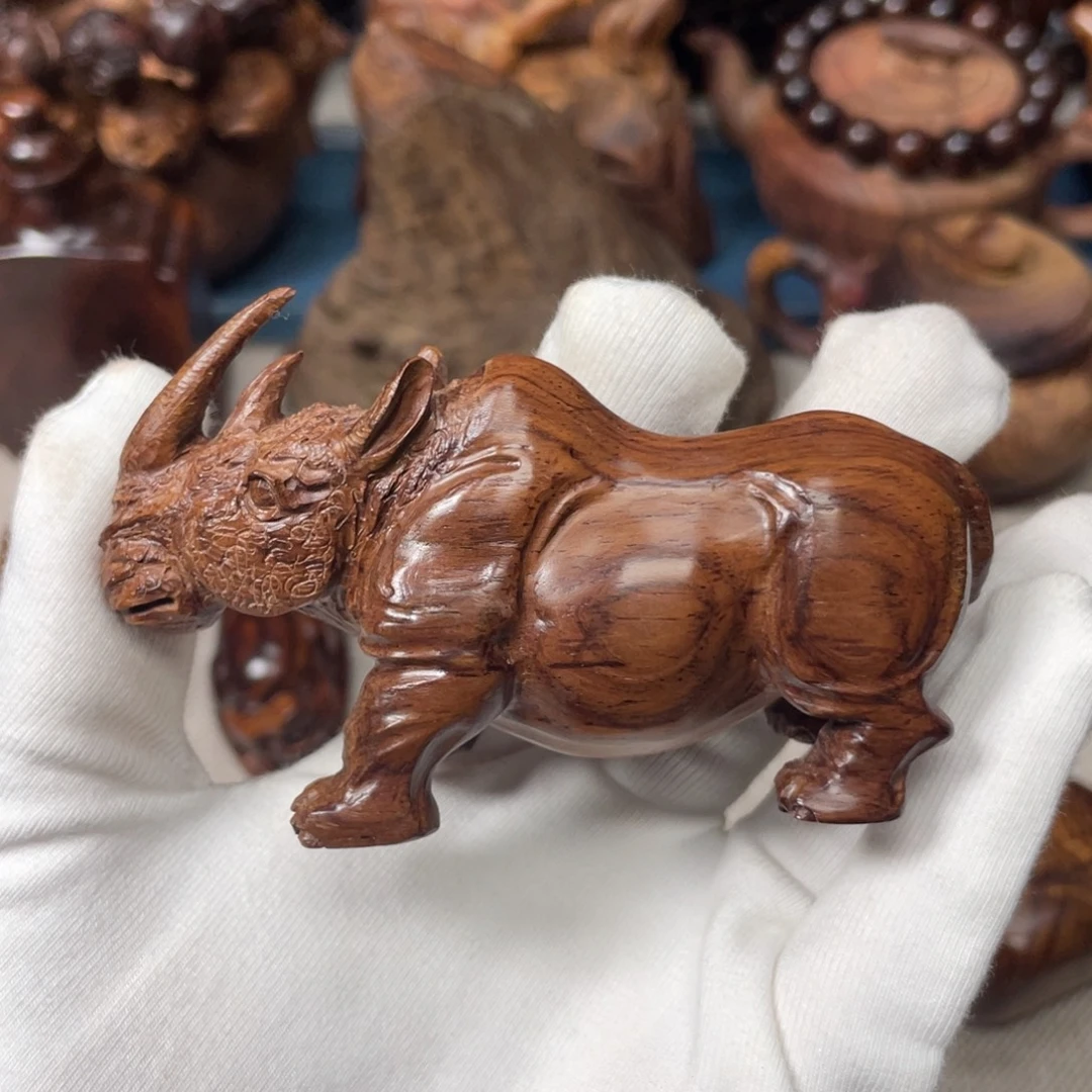 黄花梨/降香黄檀手把件