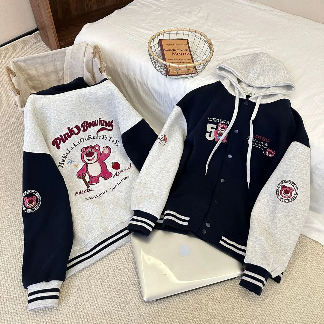 草莓熊重工刺绣春季新款青春活力卡通拼色连帽棒球夹克运动风外套