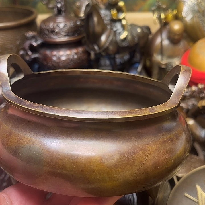 精美铜器批发档口