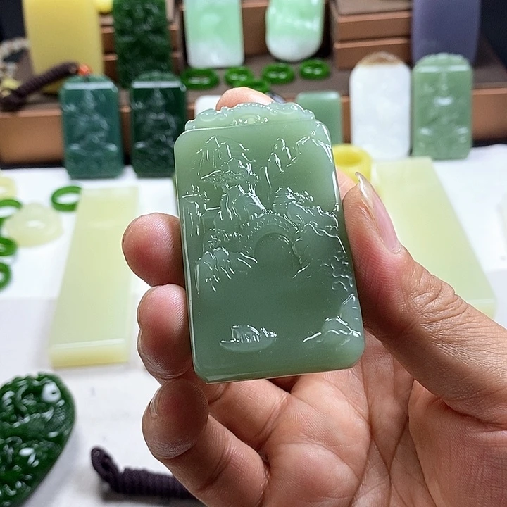 和田玉未镶嵌珠宝奇石