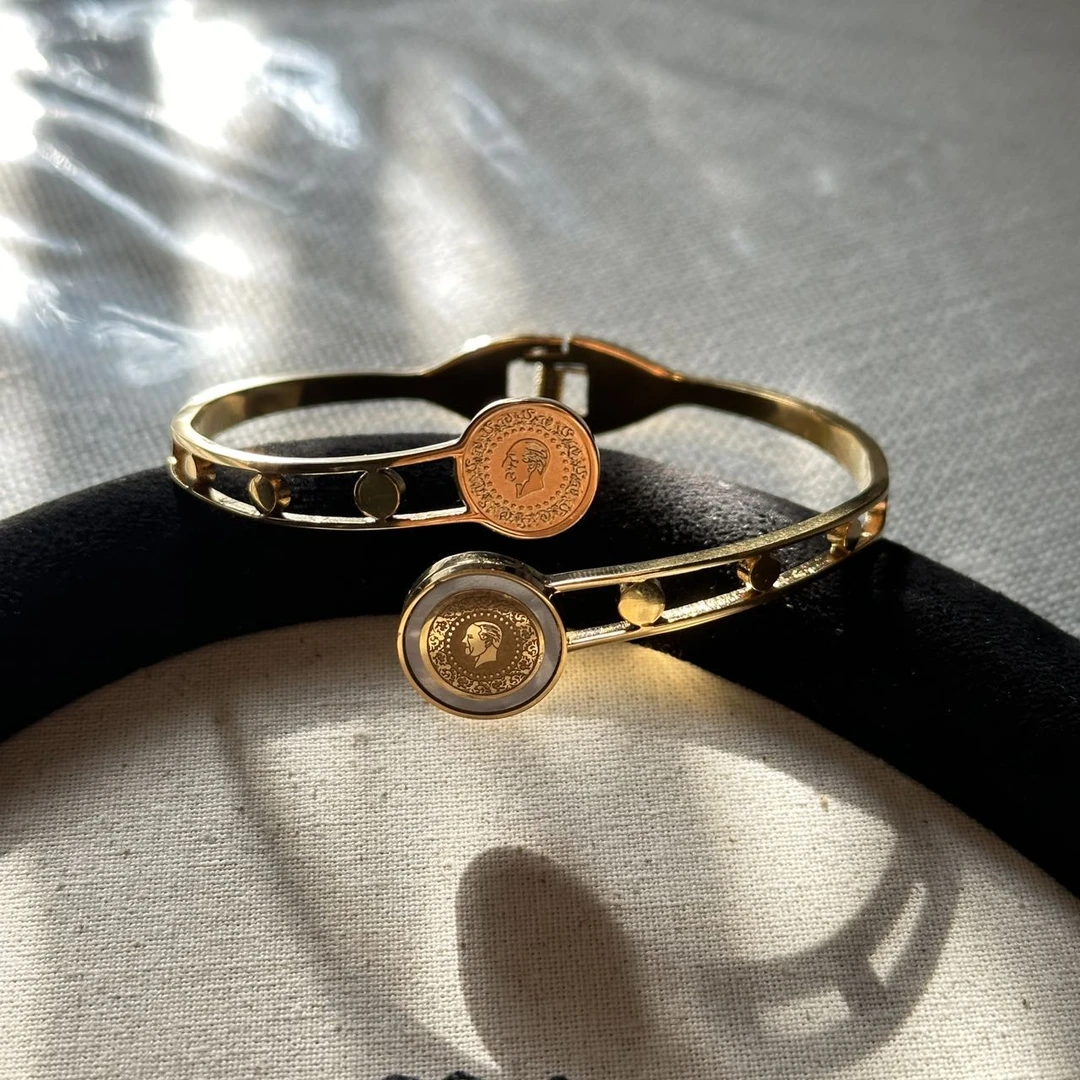 铜合金手镯 GULUM 506 气质轻奢百搭复古欧美时尚精致手镯女王