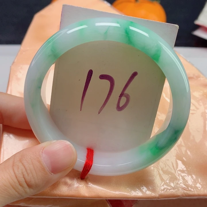 翡翠手镯未镶嵌56正