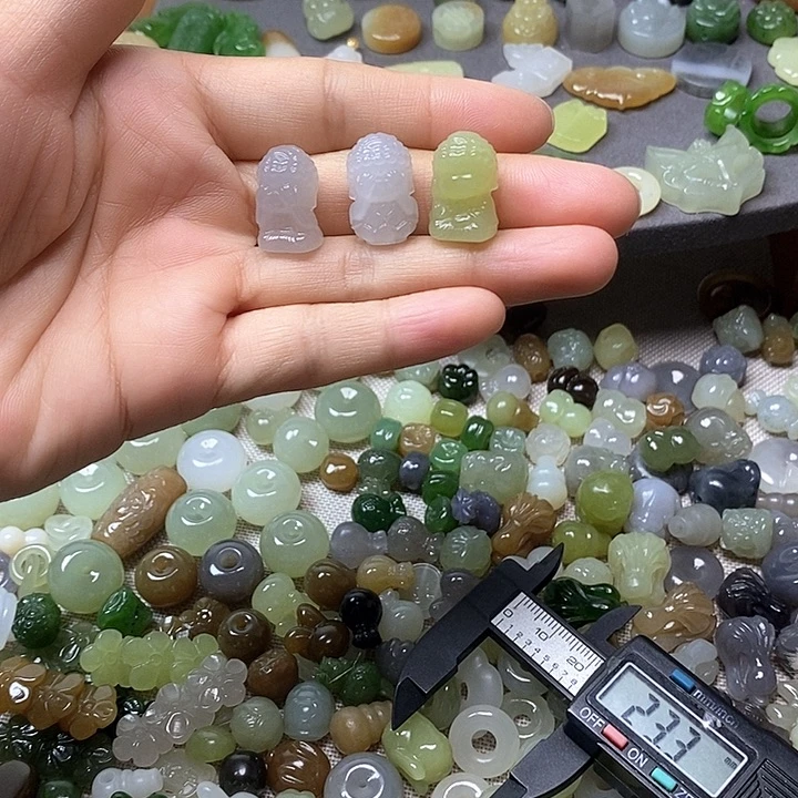 未镶嵌和田玉挂件不看 不想 260一个多样性发其一