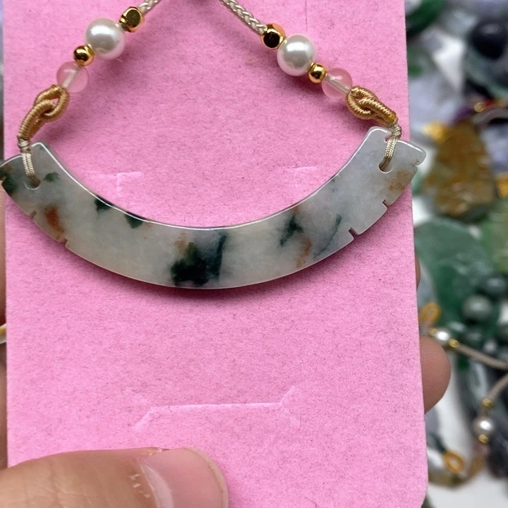 翡翠未镶嵌颈饰04号