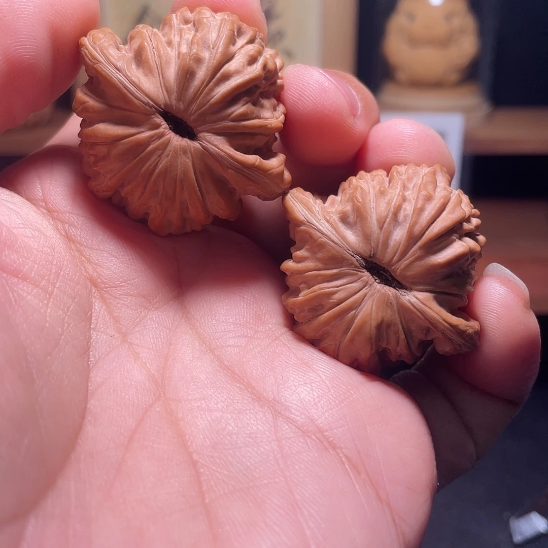煲***。把件文玩核桃汉高楼40尺