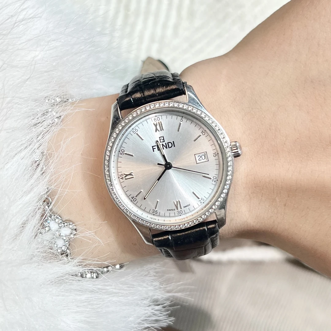 95新 FENDI/芬迪 vintage中古手表/石英表/后钻/FD008