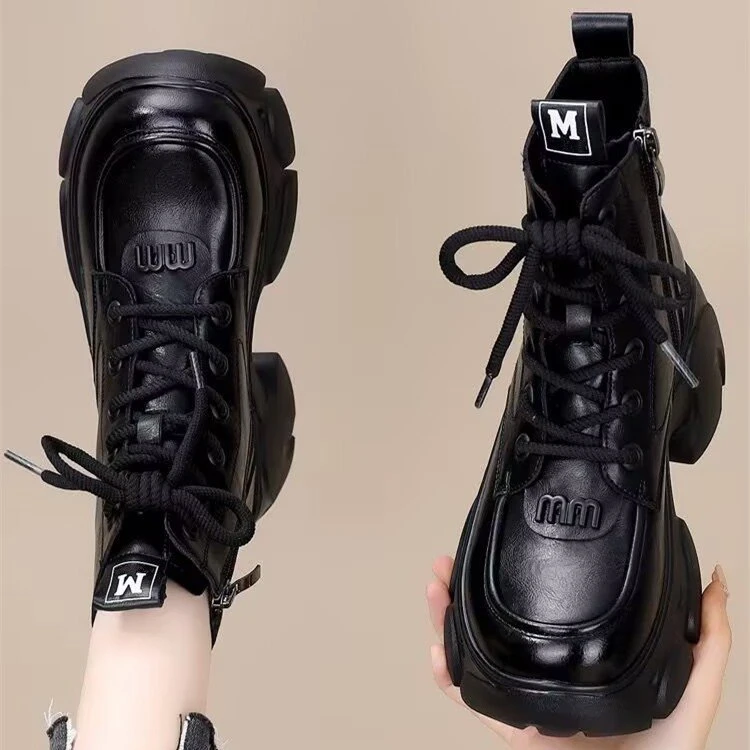 英伦风厚底马丁靴女秋冬新款加绒短靴保暖阔腿裤专用鞋子百搭款