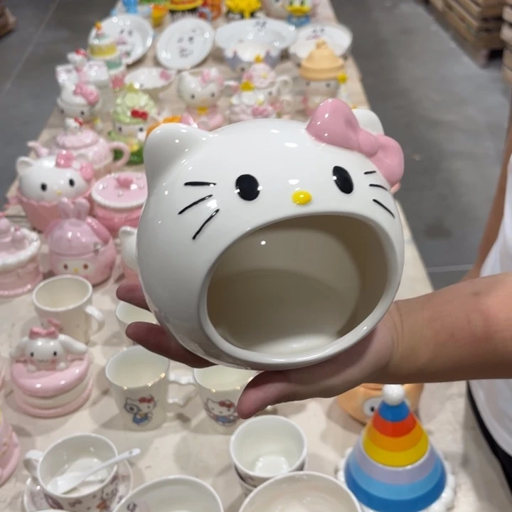 瓷片我在外面吃饭了哈哈哈哈