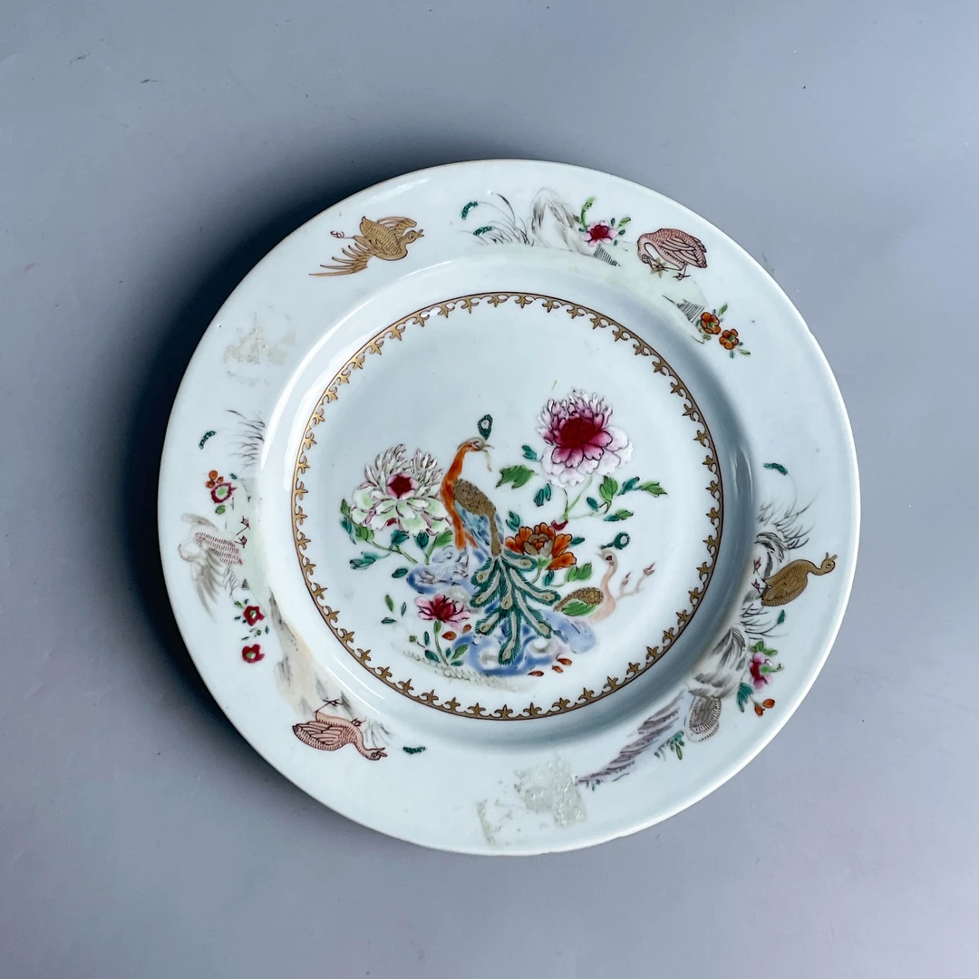 M25HU002588 - 清乾隆粉彩凤穿花盘