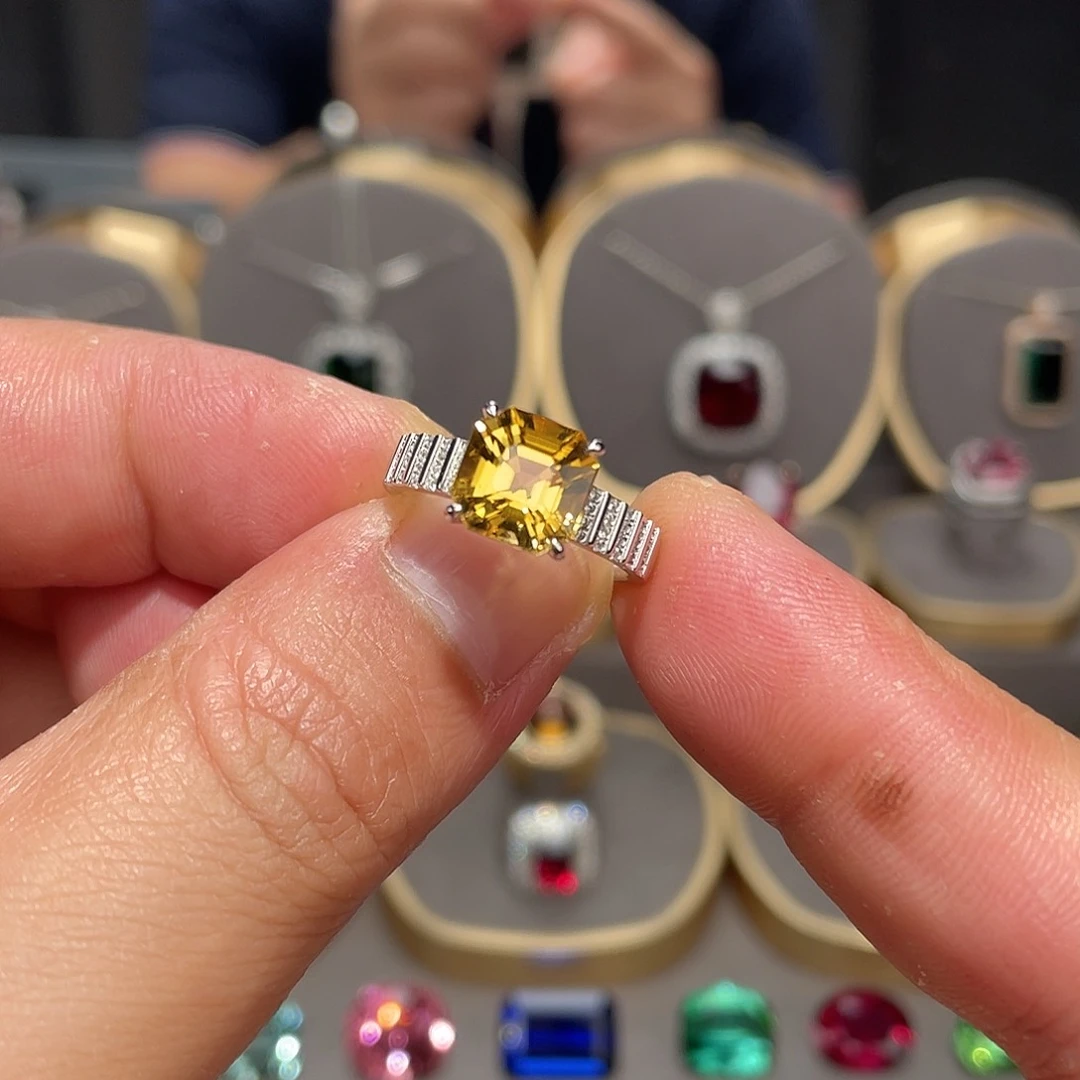 碧玺戒指18K金镶嵌3.26ct