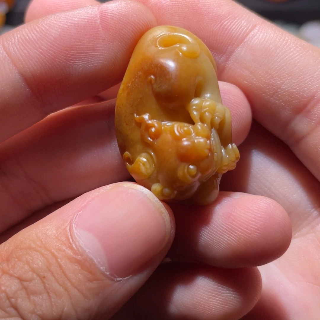 知***斋和田玉未镶嵌车挂