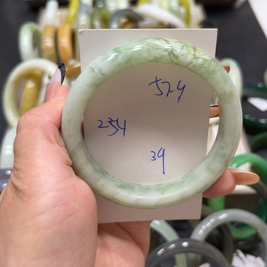未镶嵌蛇纹石玉手镯