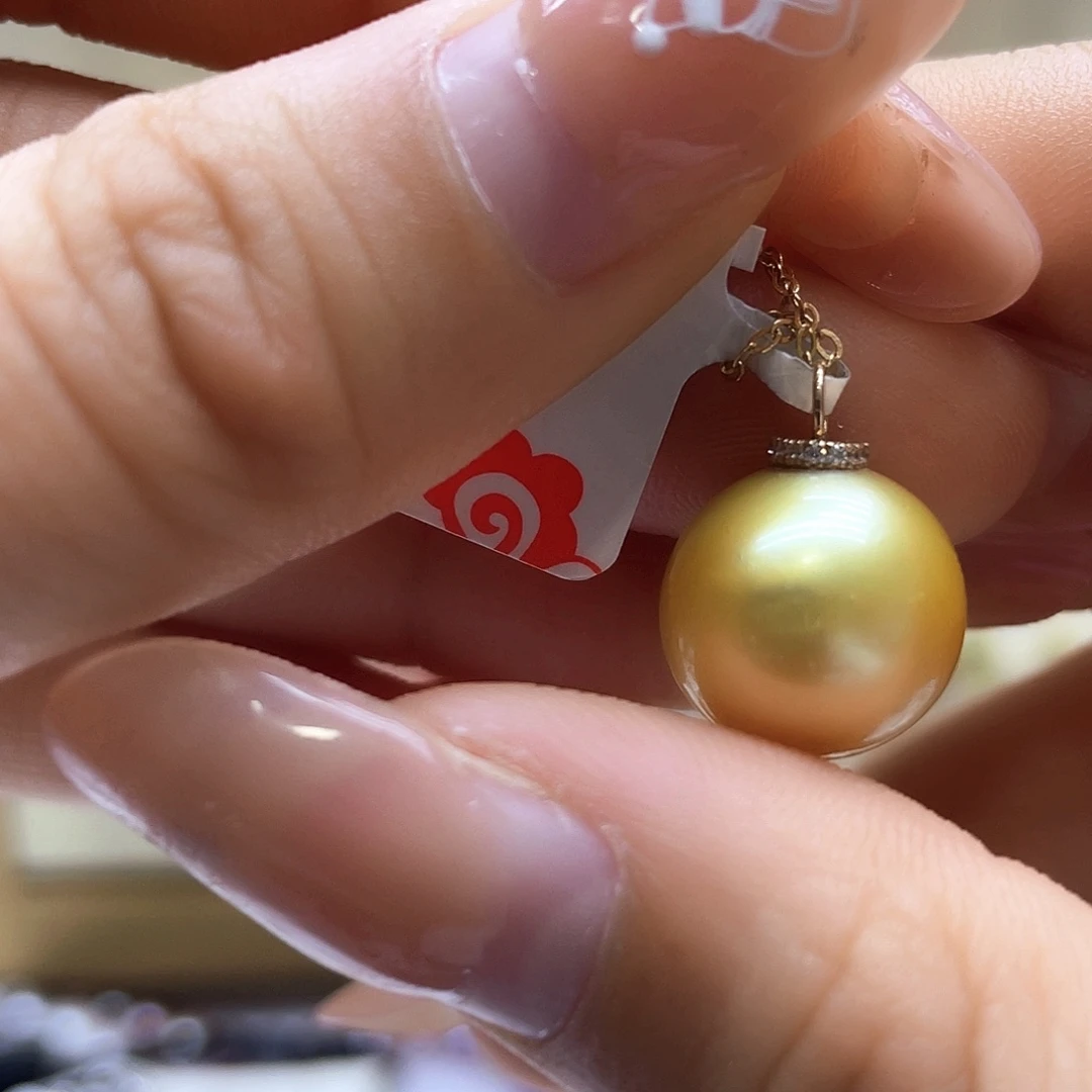 海水珍珠颈饰18K金镶嵌