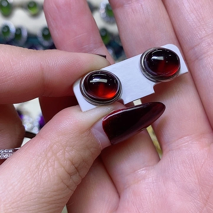 石榴石耳坠银S925镶嵌一**尘