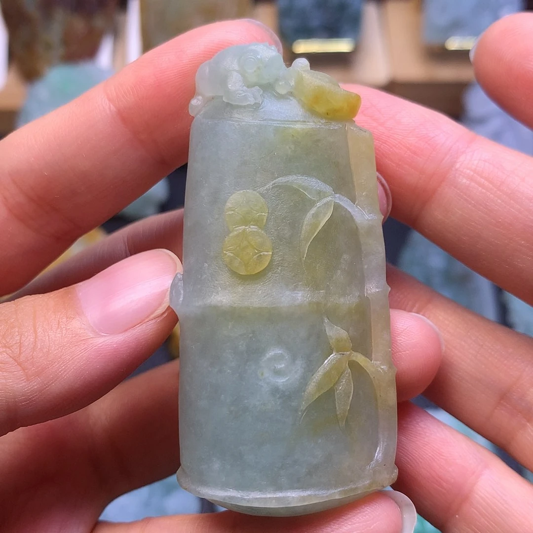 定制翡翠未镶嵌竹
