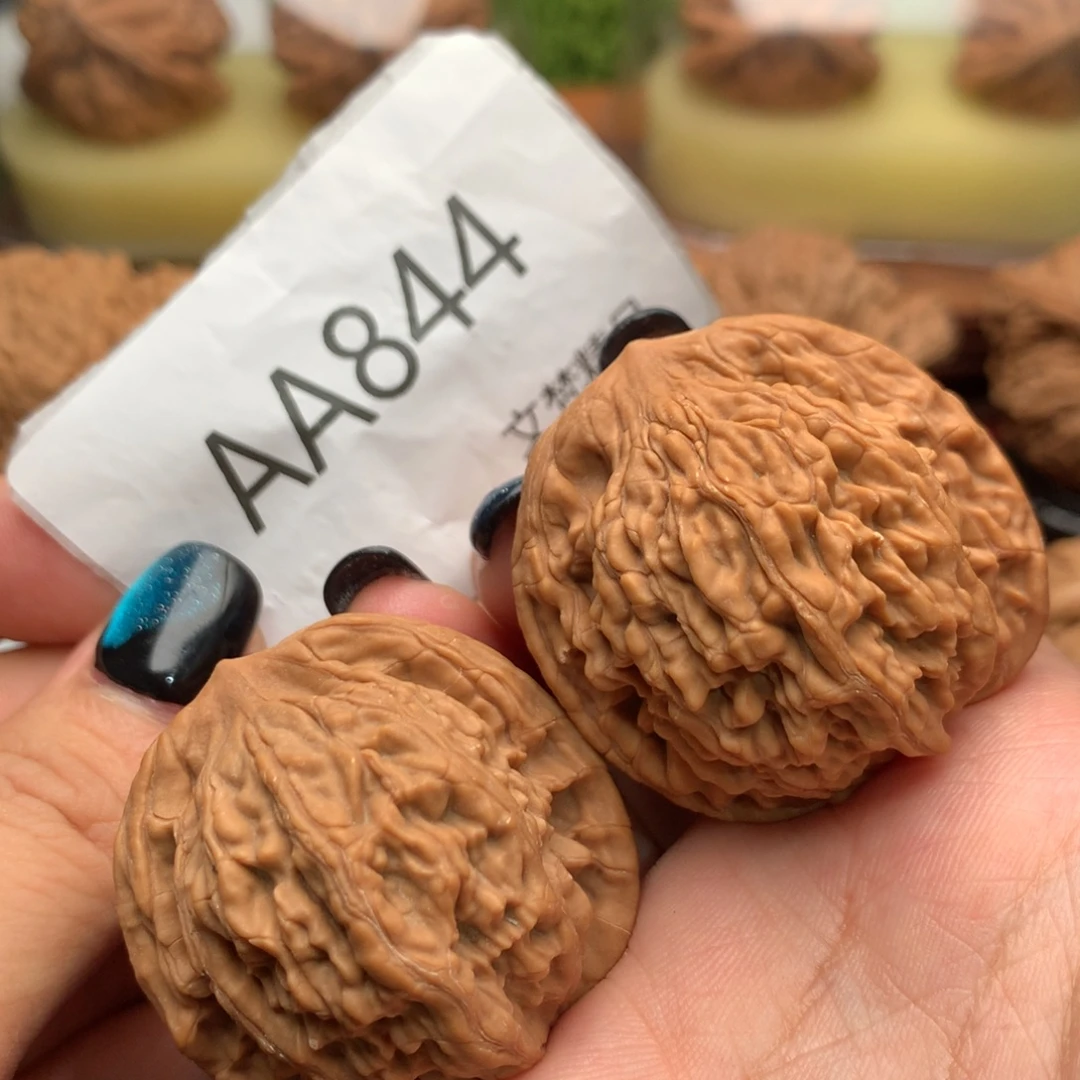 把件文玩核桃全品虎头38