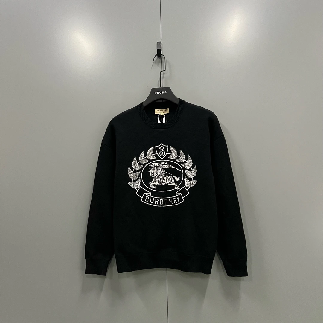 未使用 BURBERRY/博柏利 716 011038 巴宝莉 黑色提花羊毛针织