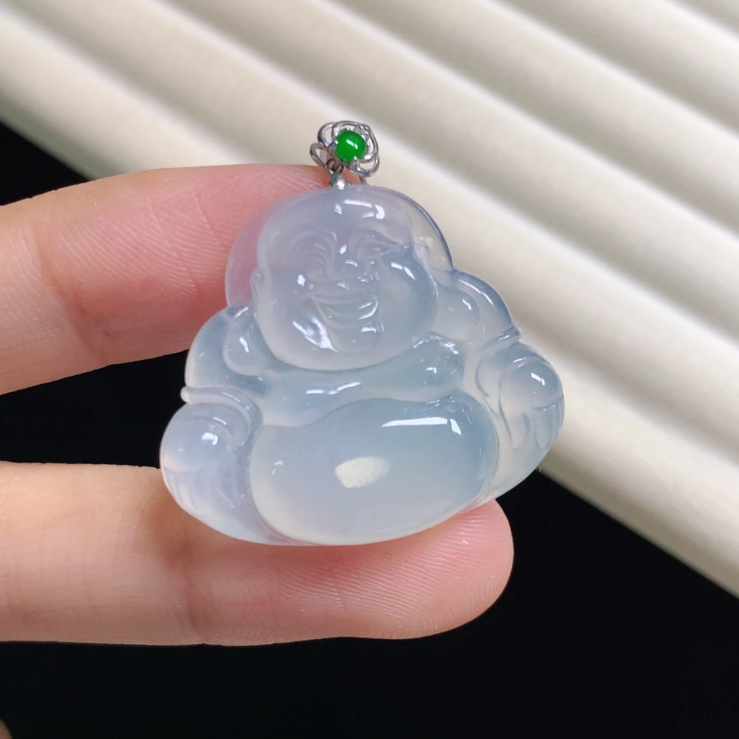 翡翠颈饰18K金镶嵌佛