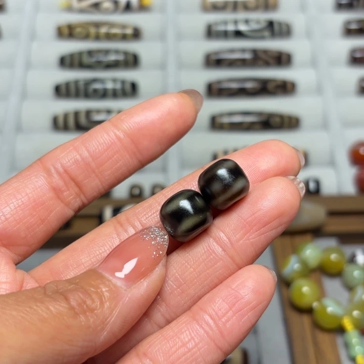 未镶嵌颈饰玛瑙/玉髓