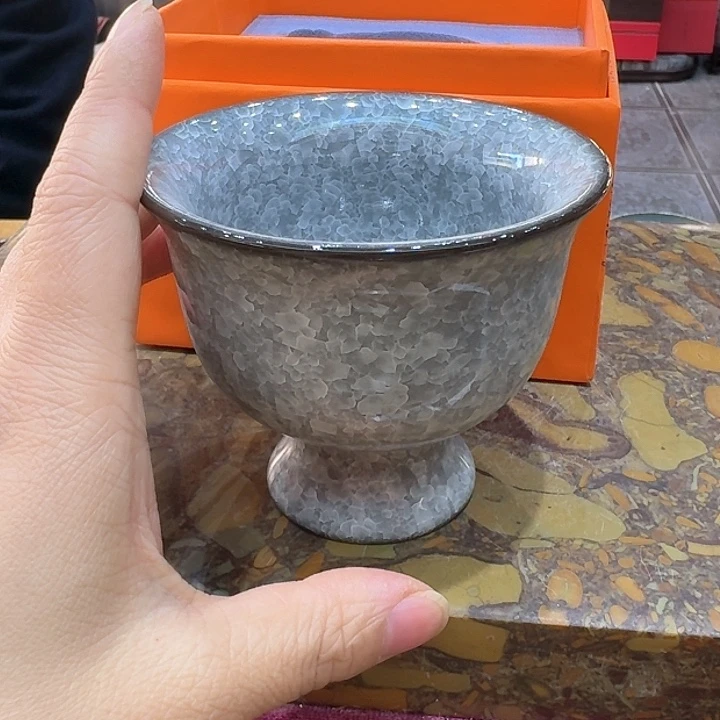灰冰瓷主人杯一个，瓷？！！