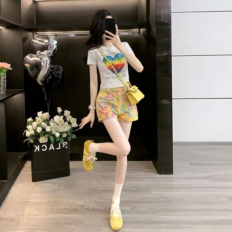 套装女装夏装2025新款爆款白色印花烫钻短袖t恤出游服装女短裤潮