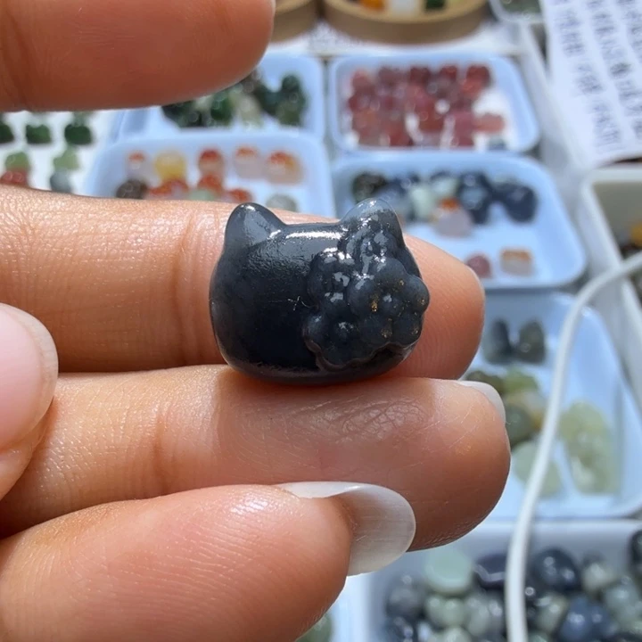 和田玉未镶嵌珠宝奇石