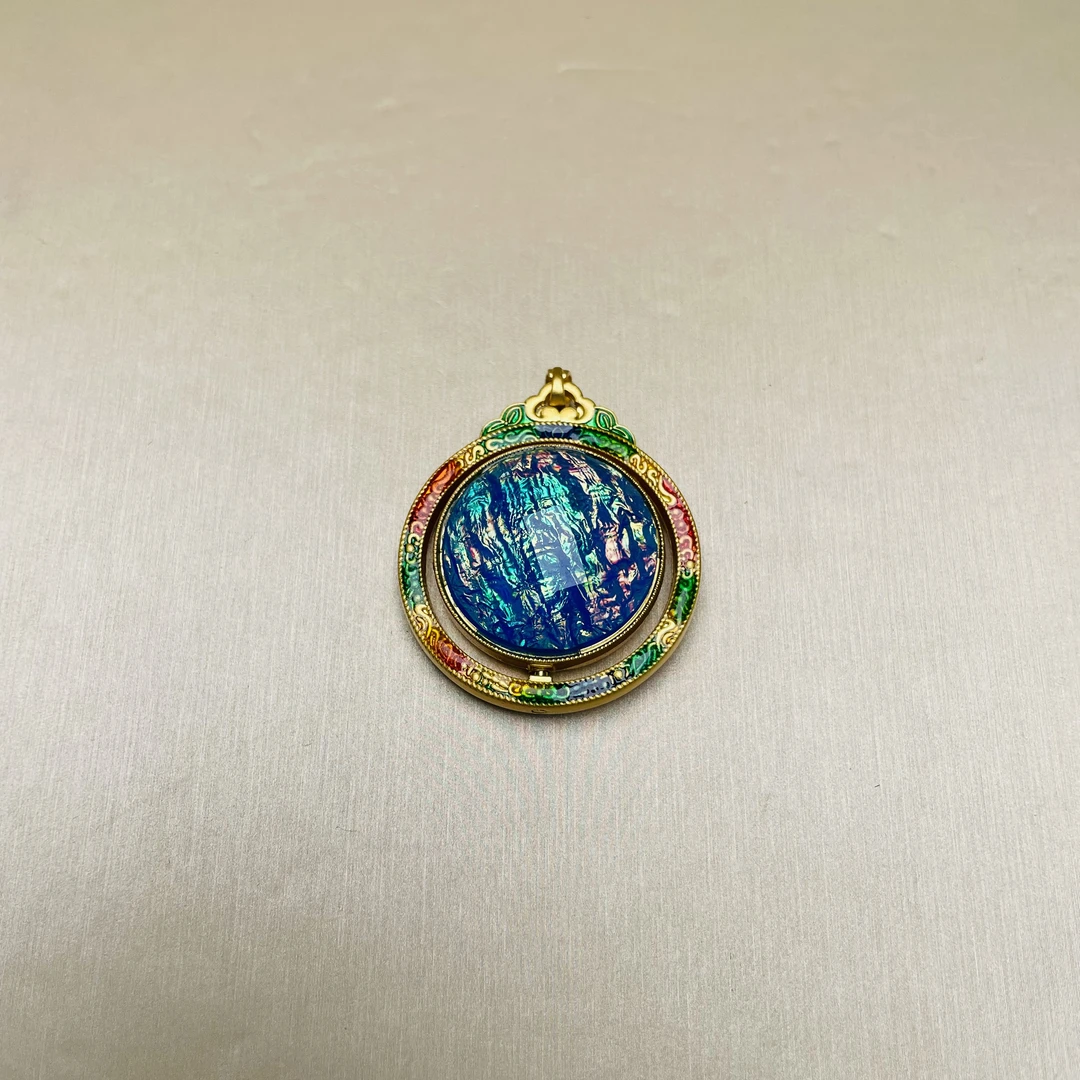 【洛美优选】F435-1珐琅彩旋转牌吊坠项链多样性发一件