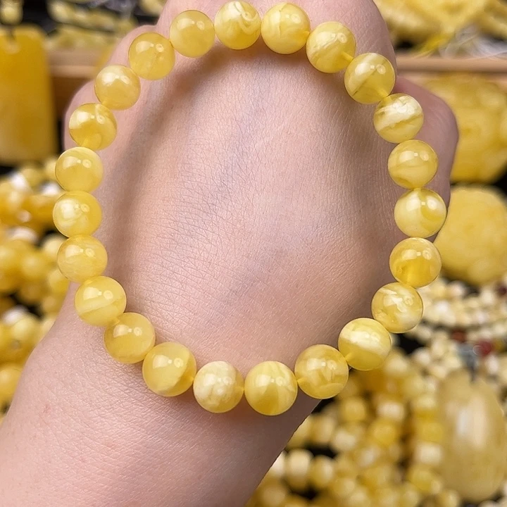 琥珀未镶嵌颈饰琥珀