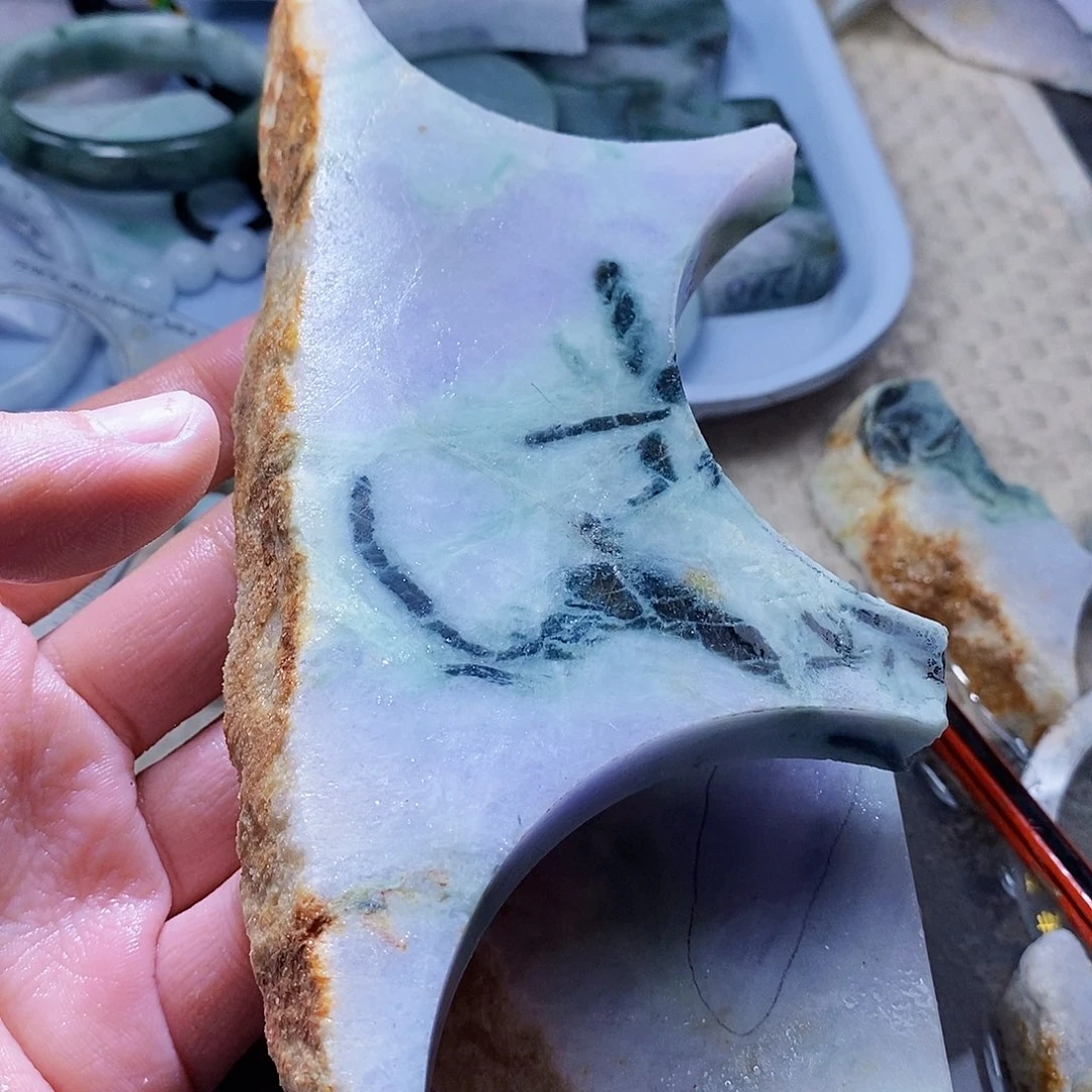 龙***源翡翠未镶嵌颈饰5655